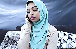Muslim girl practicing blowjobs