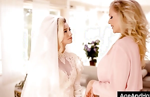 Bride enticed by old mom before wedding