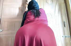 I'm a muslim shy organism woman, scrimp can't fulfill my bodily needs as a result I supplication stepson, then he tied my hands & fucked me Rough