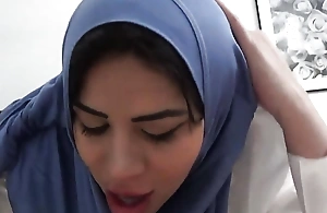 Shacking up Horny Increased by Sexy Fat Ass Arab Mom