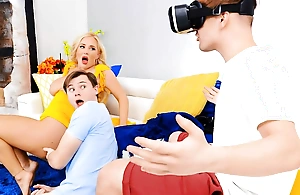 Pumped Be advisable for VR!!! Video With Savannah Bond , Anthony Delve outside - Brazzers