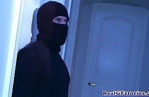 Hotwife fucked into ass wits a midnight robber